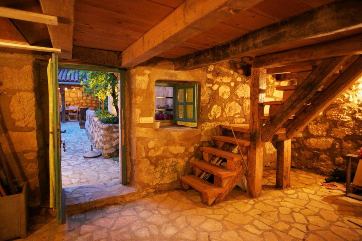 Abeona Mediterranean Villa Drivenik Exterior photo